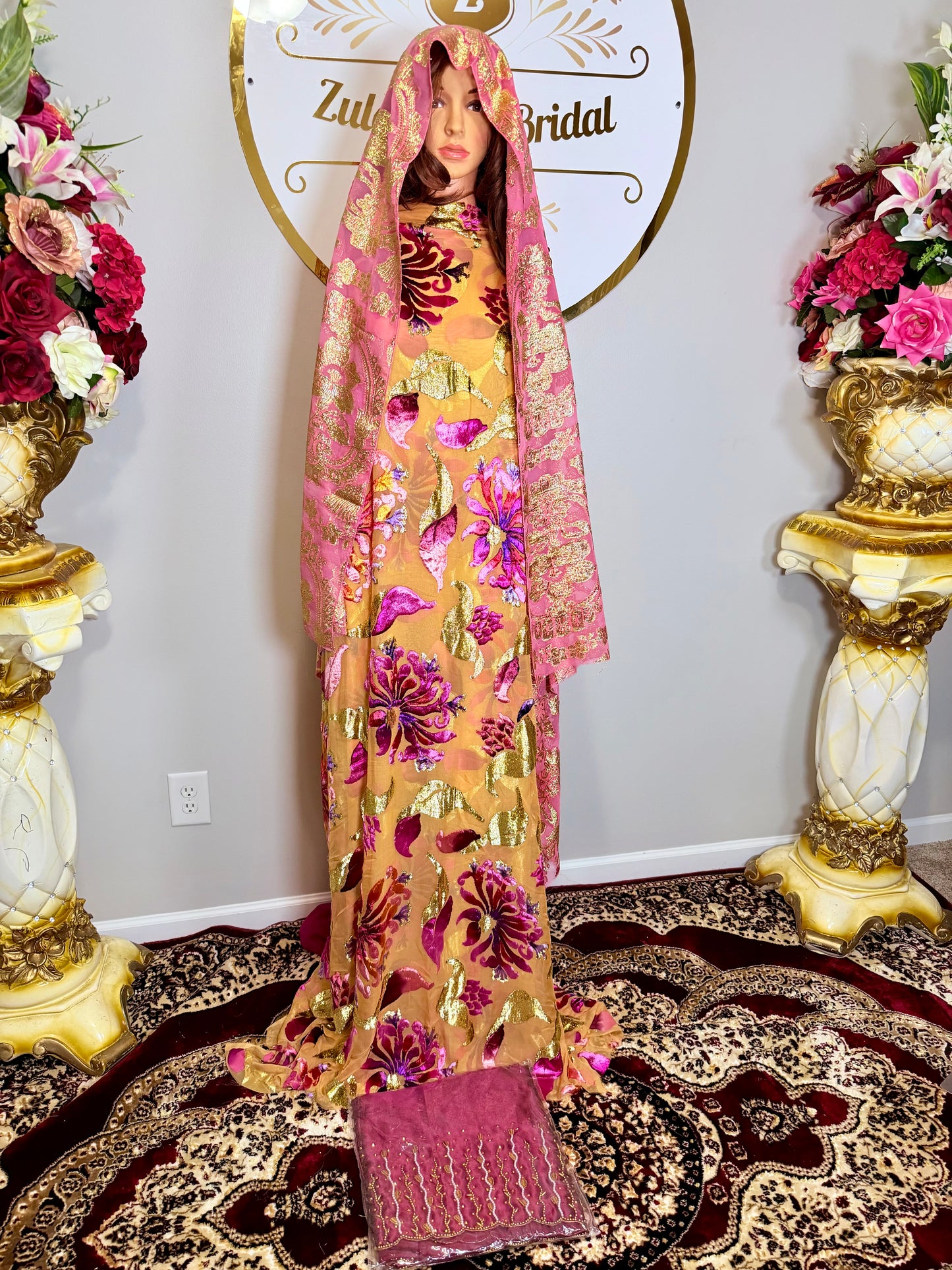 Luxury Maqbal Velvet Dirac Pink