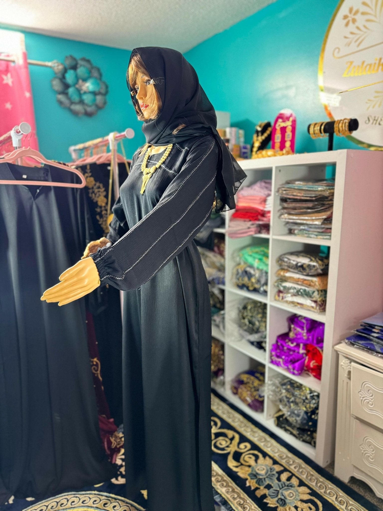 Dubai Black Closed Abaya - Zulaikha’s Bridal