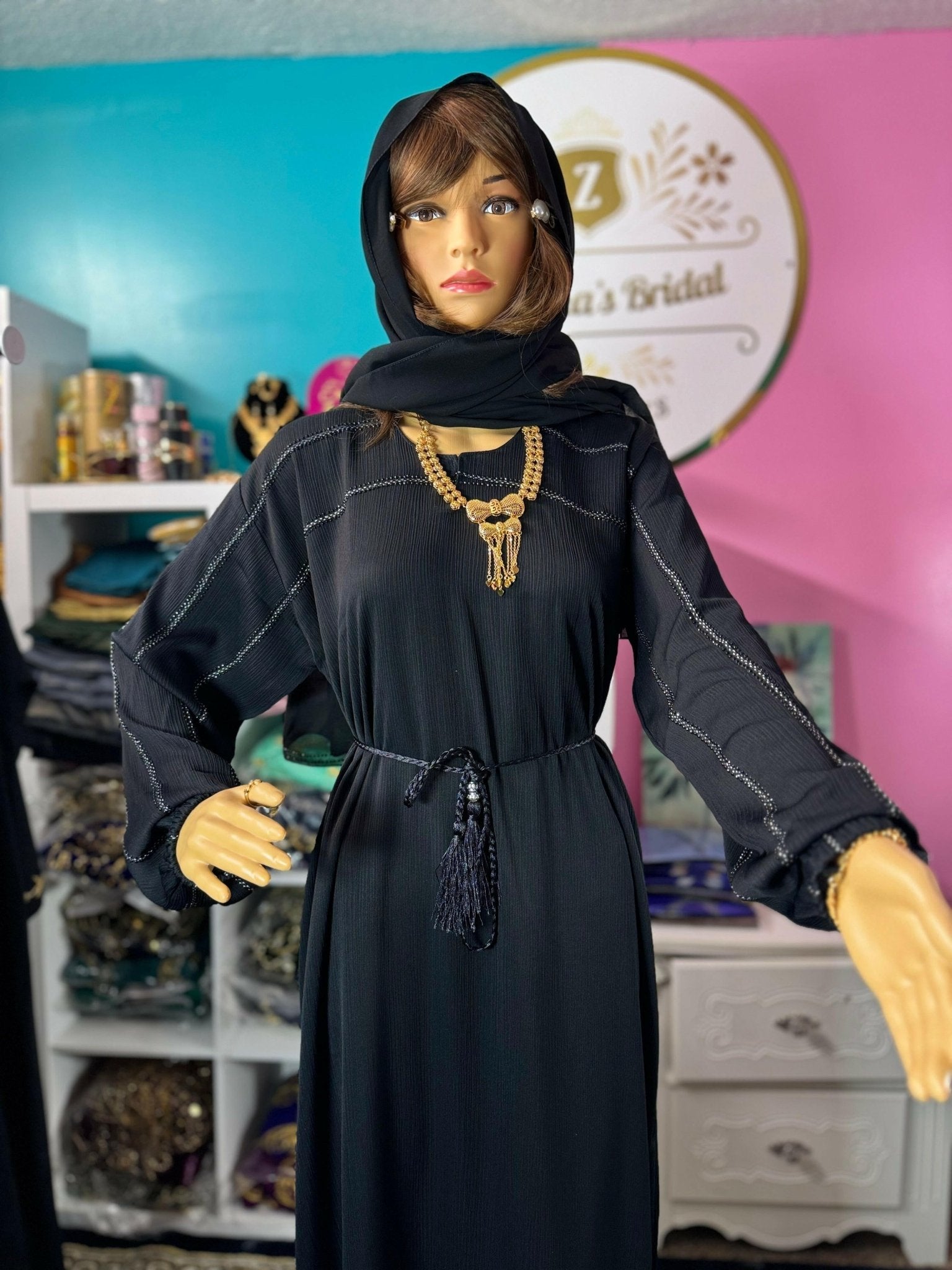 Dubai Black Closed Abaya - Zulaikha’s Bridal